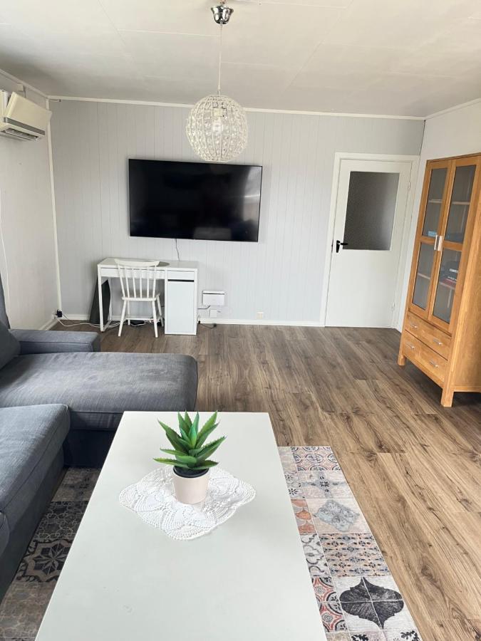 Hus Sentralt I Lofoten Apartment Leknes Luaran gambar